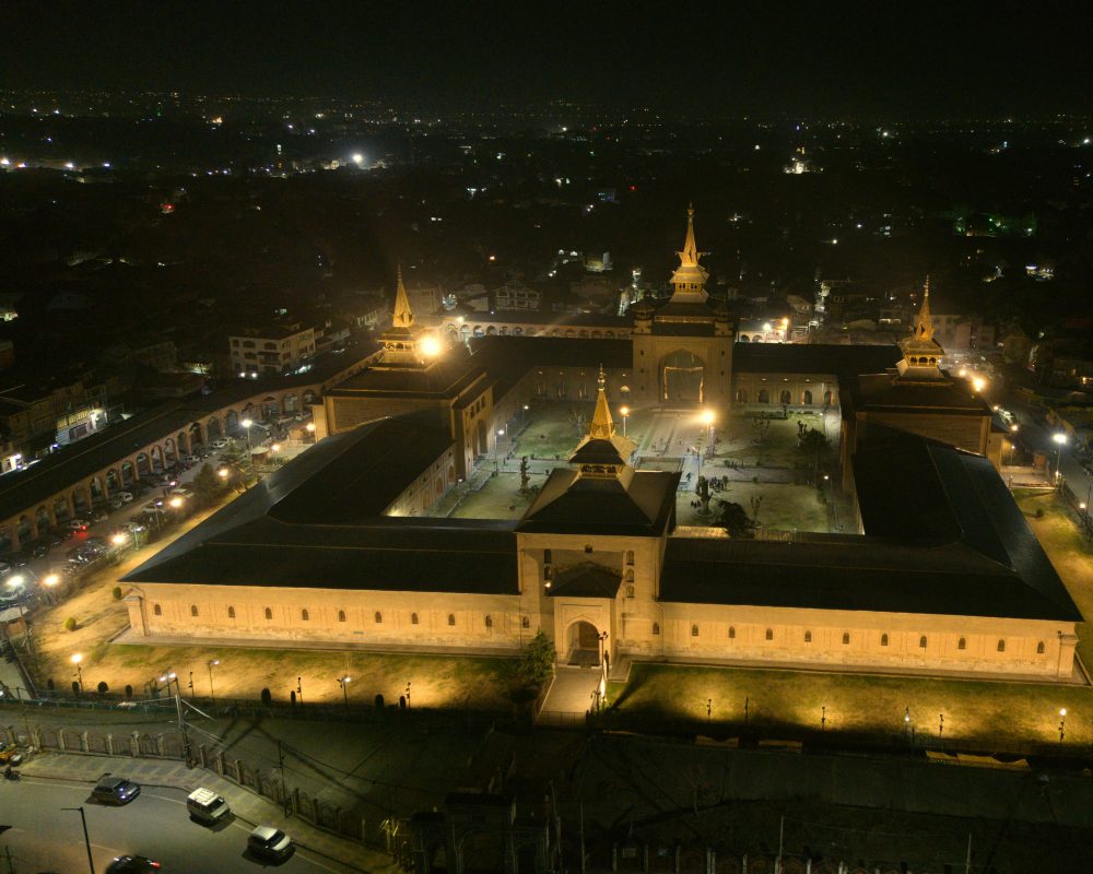 kashmir grand escape cover photo
